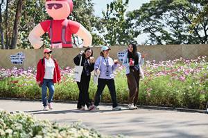 BIB: 
                            <button type="button" onclick="openModal(27797764)" class="btn btn-primary btn-sm float-right btn-popup" data-toggle="modal" data-target=".modal-high-quality">
                        <i class="fas fa-shopping-cart"></i> Add to Cart
                    </button>
                                            <button type="button" onclick="isThisMe(27797764, true)" class="btn btn-success btn-sm float-right btn-popup btn-isme hidden" data-toggle="tooltip" data-placement="bottom" title="นี่คือรูปของคุณใช่ไหม คลิกที่นี่เพื่อเอาเข้าอัลบั้ม">
                        <i class="fas fa-plus"></i> Add to album
                    </button>
                    <button type="button" onclick="isThisMe(27797764, false)" class="btn btn-warning btn-sm float-right btn-popup btn-isnotme hidden">
                        <i class="fas fa-ban"></i> Remove from album
                    </button>